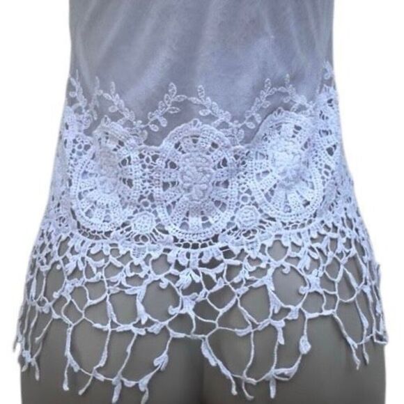 You Are Not Alone Cami Tank Top Women's Medium White Halter Embroidered Crochet - Picture 11 of 14